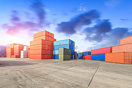 嚴(yán)重性缺箱！多間船運(yùn)公司中斷艙位預(yù)定，船運(yùn)公司征繳新一波附加費(fèi)