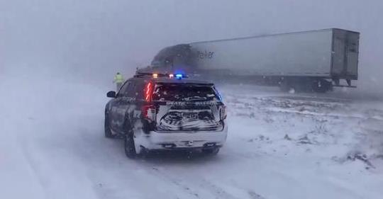 美國(guó)超40個(gè)州發(fā)布暴風(fēng)雪等警報(bào),部分地區(qū)開始出現(xiàn)物流派送延時(shí)的現(xiàn)象